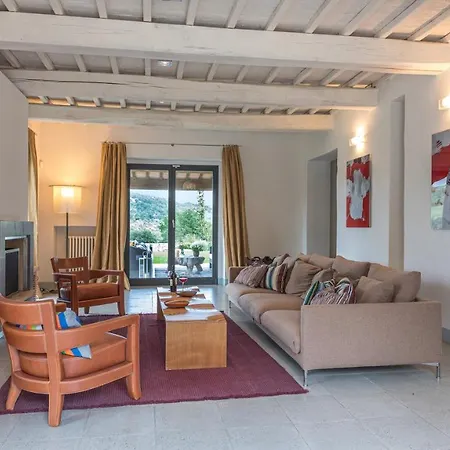 Le Fontane 12, Emma * Todi